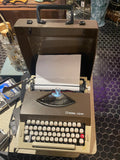 1960's Royal Safari Typewriter